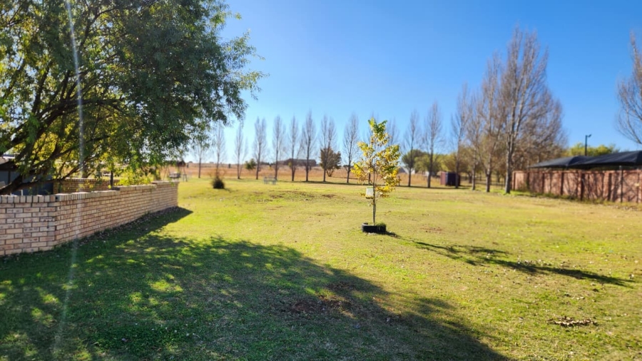 6 Bedroom Property for Sale in Groenvlei Free State
